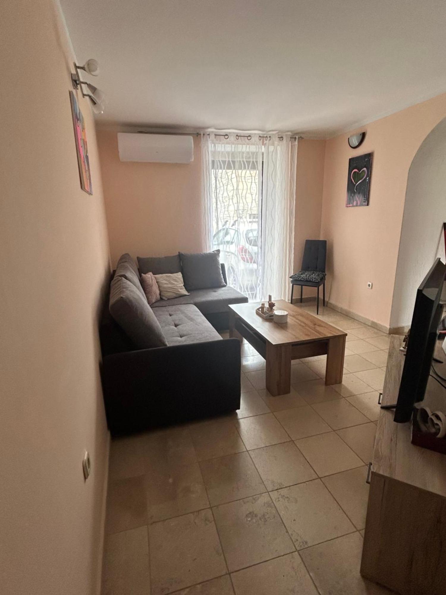 Appartamento Apartman Luka Krnica Esterno foto